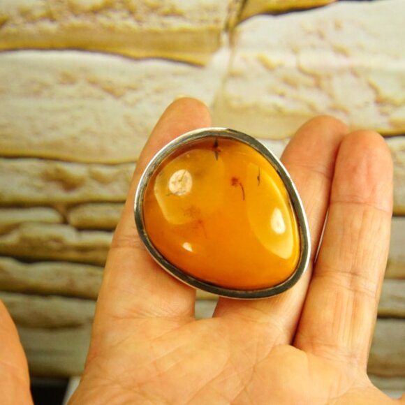 Giant Amber & 925 Silver Heavy Modernist Ring Size 9 - Rare To Find Gift - Picture 16 of 16